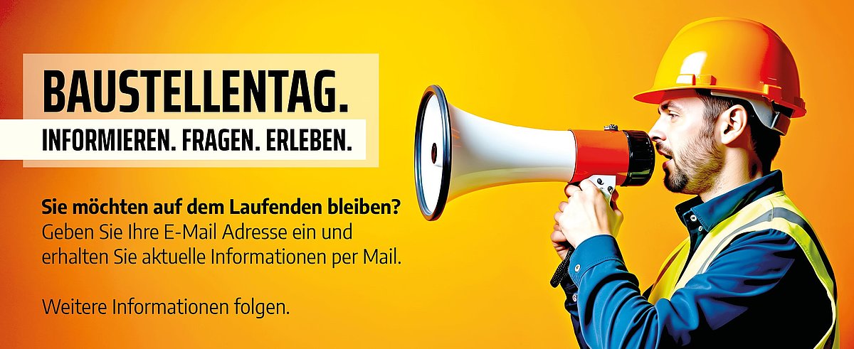 Ein Bauarbeiter mit Warnweste hält ein Megafon 